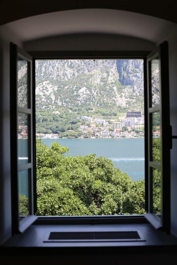 Palazzo Sbutega Kotor Exterior foto